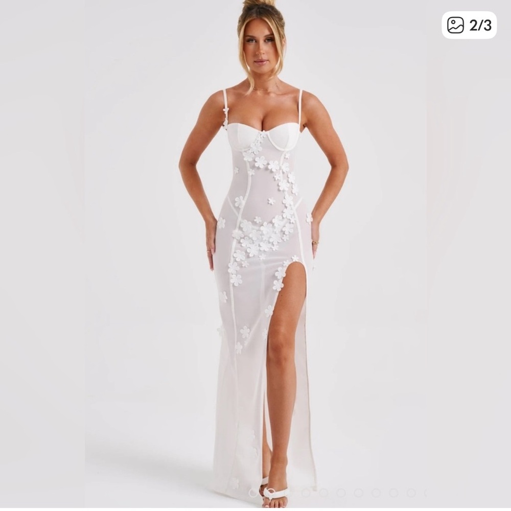 Elegant White Floral Dress
